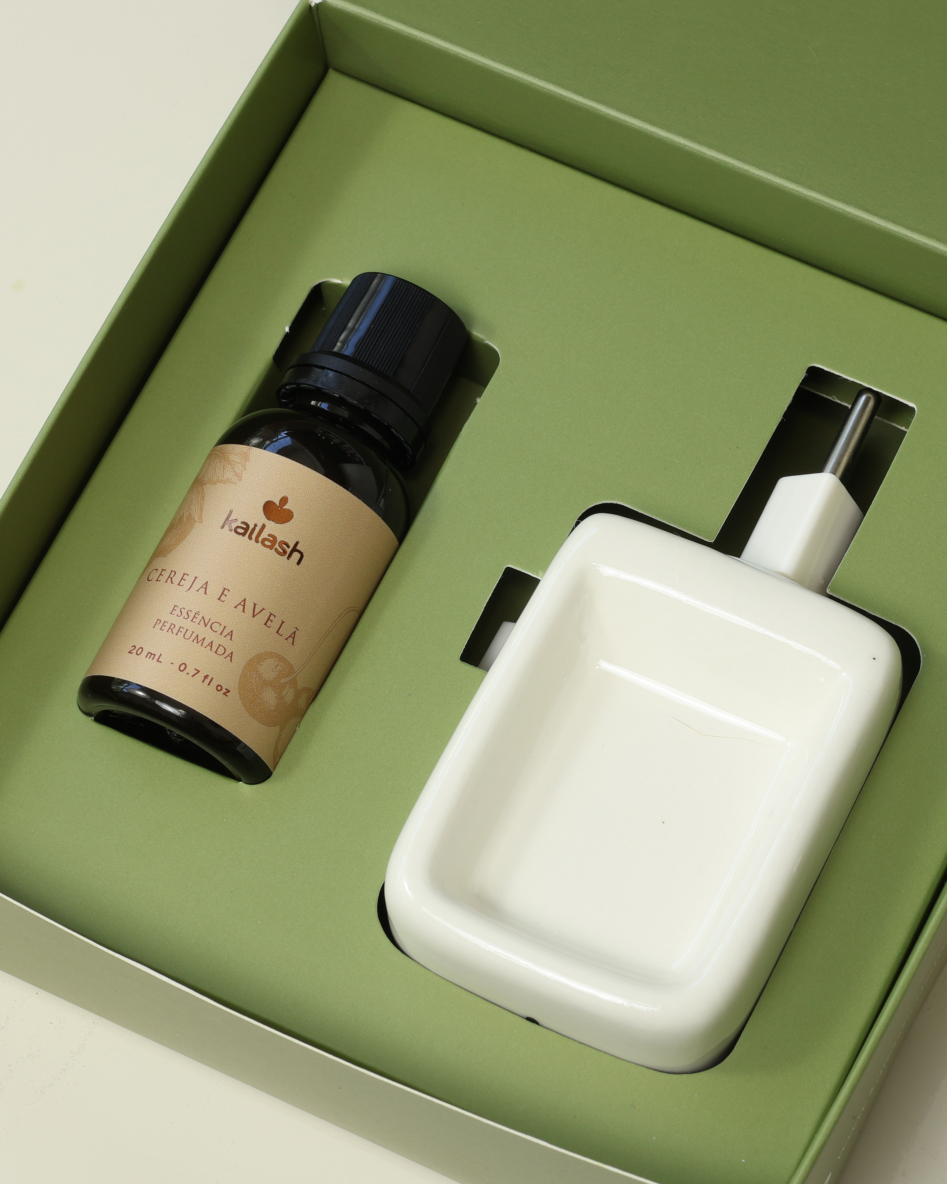 KIT PRESENTE - AROMATIZADOR ELETRICO E ES...